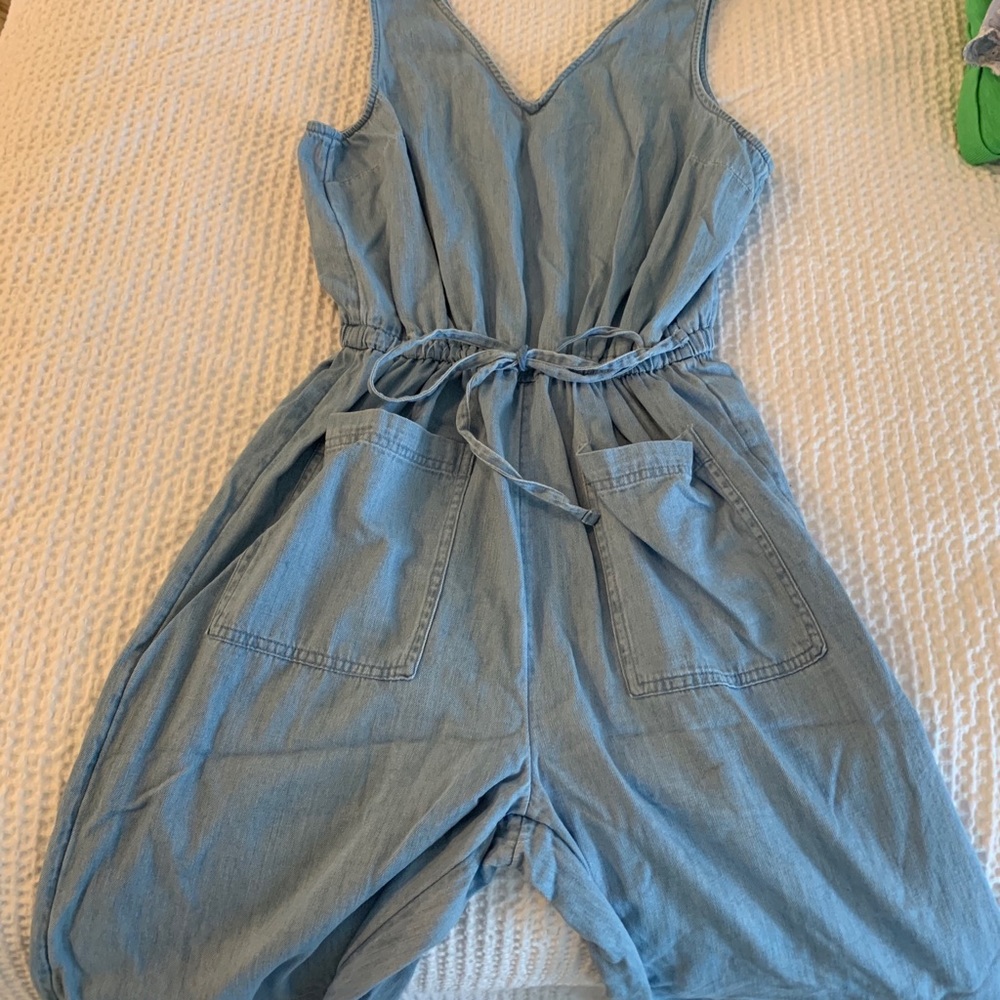 Old Navy Sleeveless V Neck Utility Denim Jumpsuit